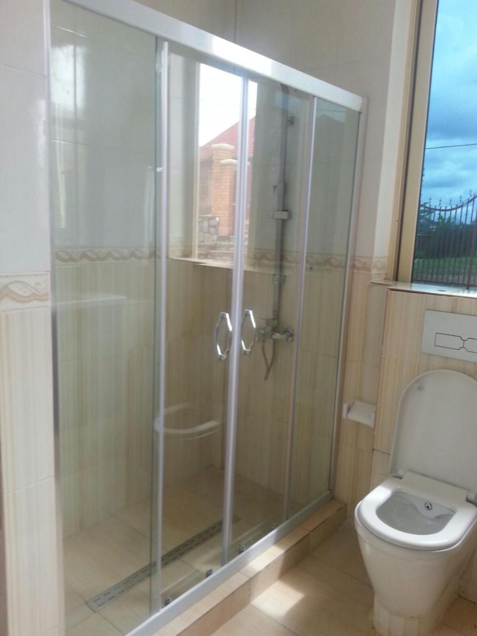 Ikaze B&B Kigali Buitenkant foto