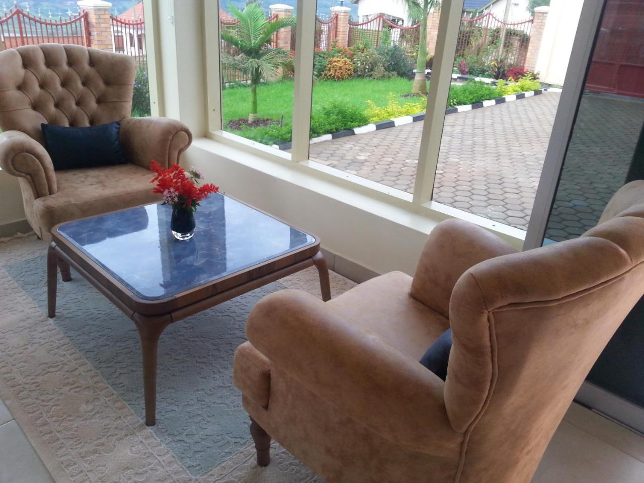 Ikaze B&B Kigali Buitenkant foto