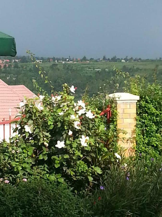 Ikaze B&B Kigali Buitenkant foto
